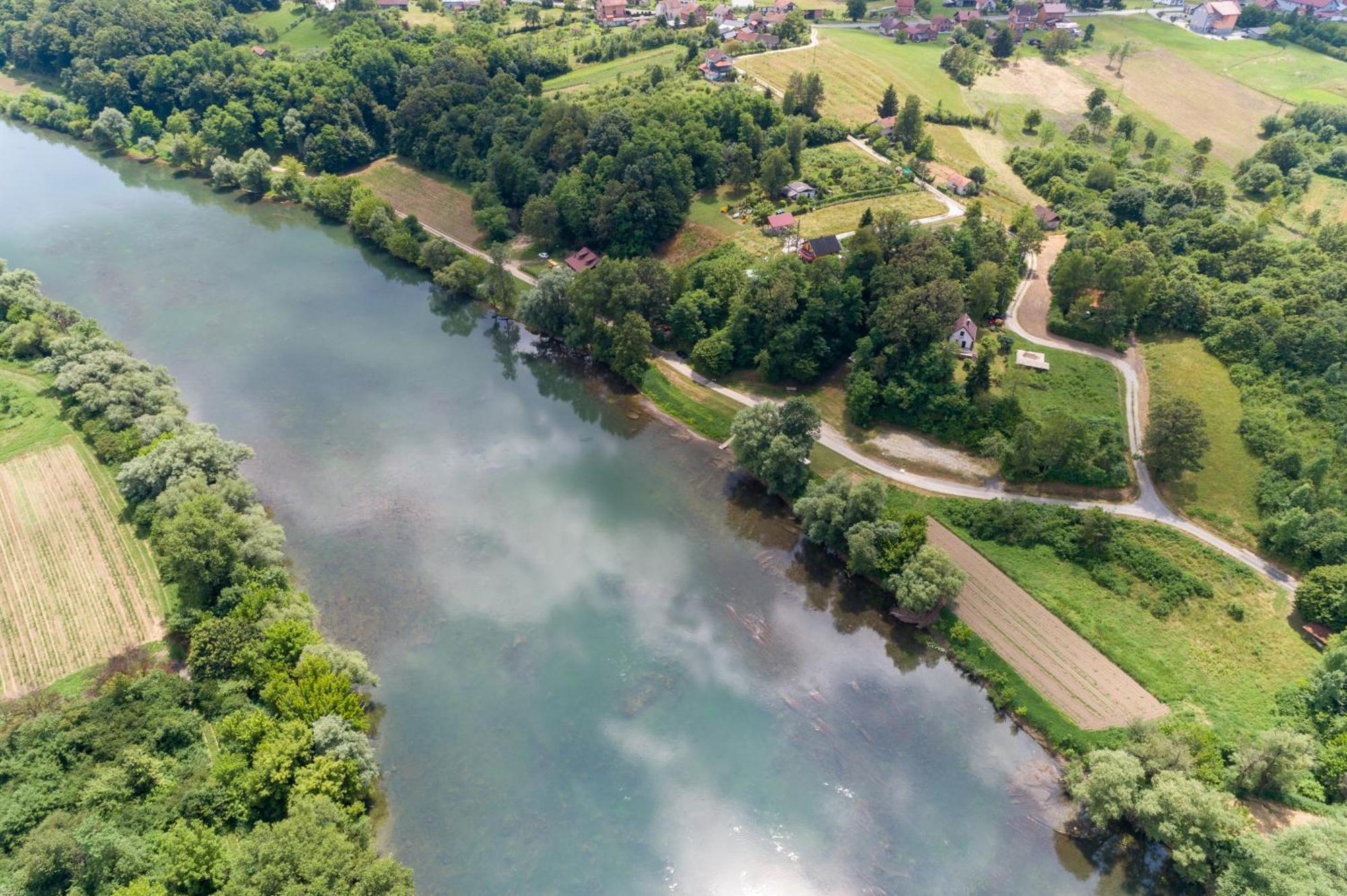 Zagreb, Kuca Za Odmor Swan River Holiday House Lasinja Экстерьер фото