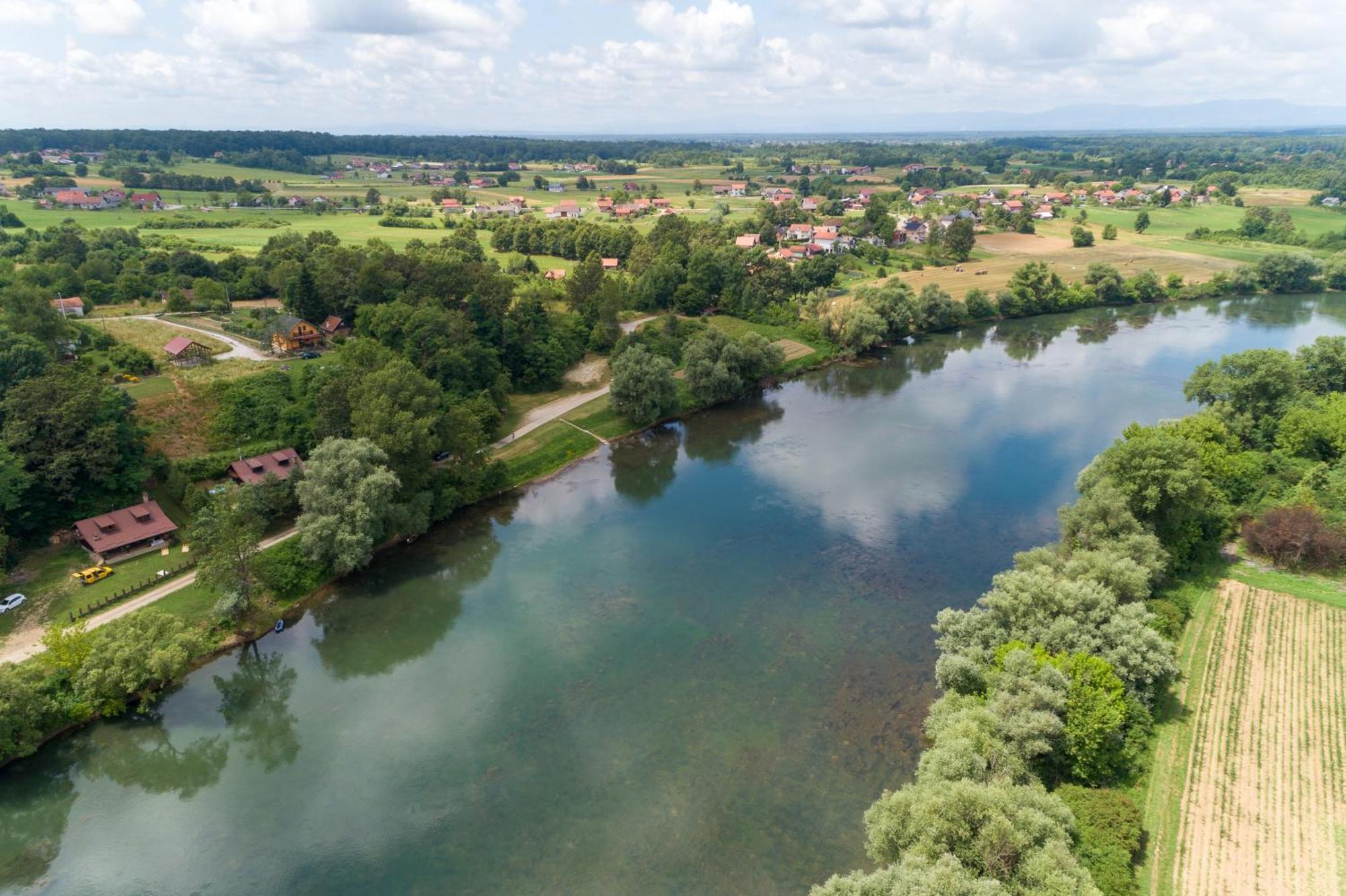 Zagreb, Kuca Za Odmor Swan River Holiday House Lasinja Экстерьер фото