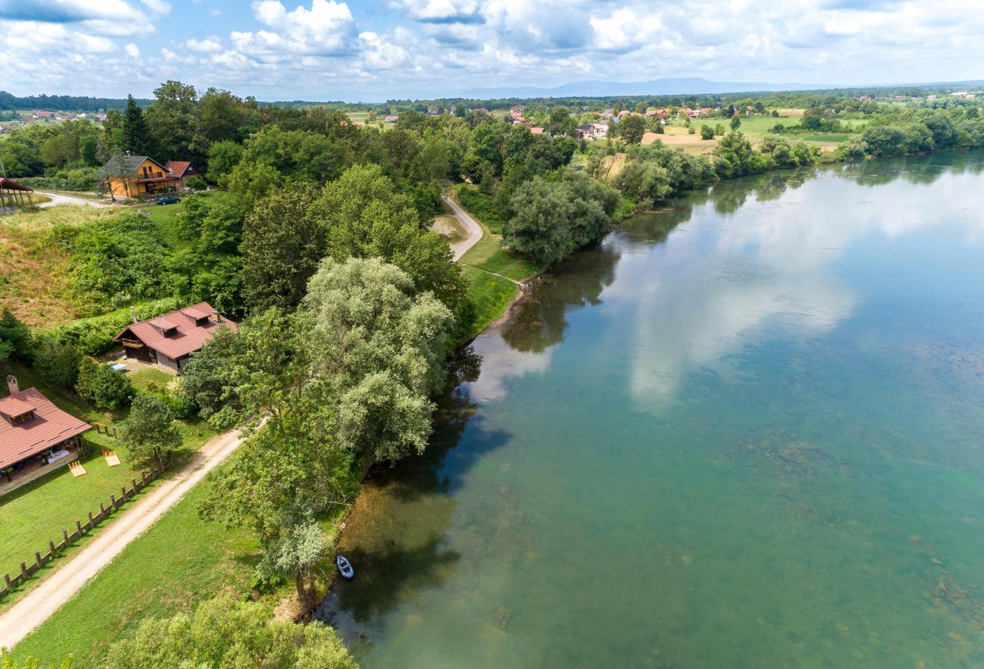 Zagreb, Kuca Za Odmor Swan River Holiday House Lasinja Экстерьер фото